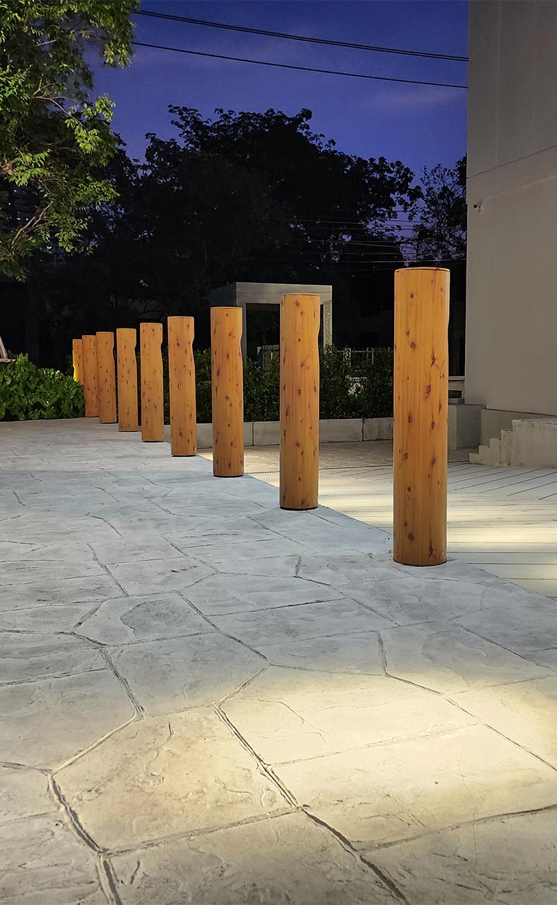 FREETOWN Bollard MicroPRIM Finish